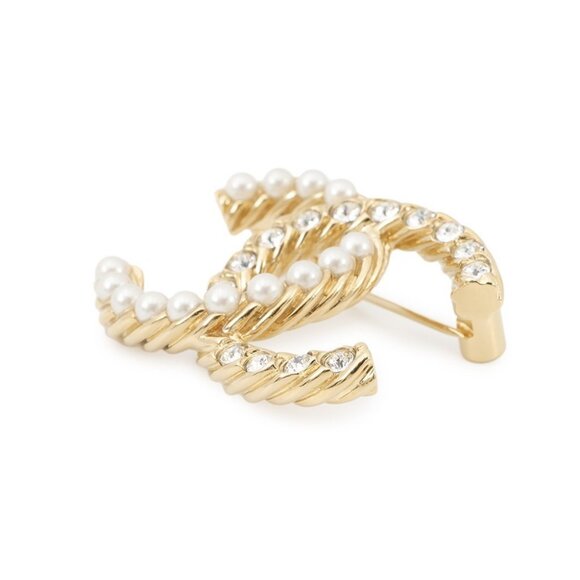 CHANEL CC Logo Brooch Metal/Rhinestone/Faux Pearl Gold - Picture 9 of 10
